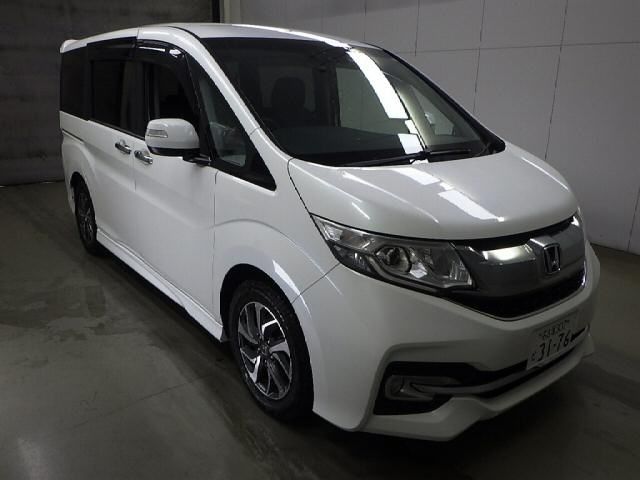 50051 HONDA STEP WAGON RP3 2017 г. (Honda Nagoya)